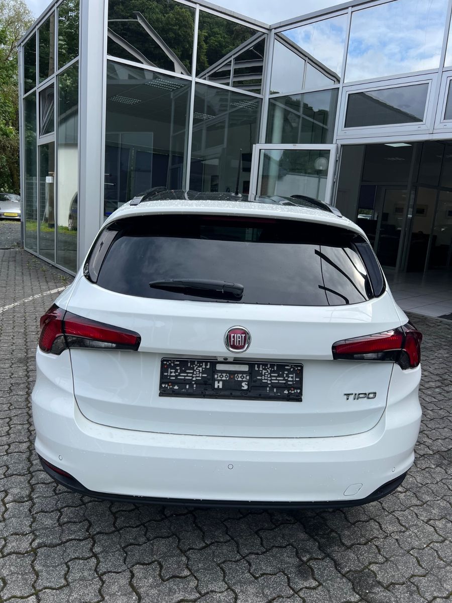 Fahrzeugabbildung Fiat Tipo S-Design