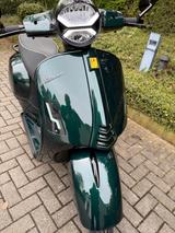 Vespa GTS 125 Racing Sixties, Euro5, Black Edition - VESPA S 125