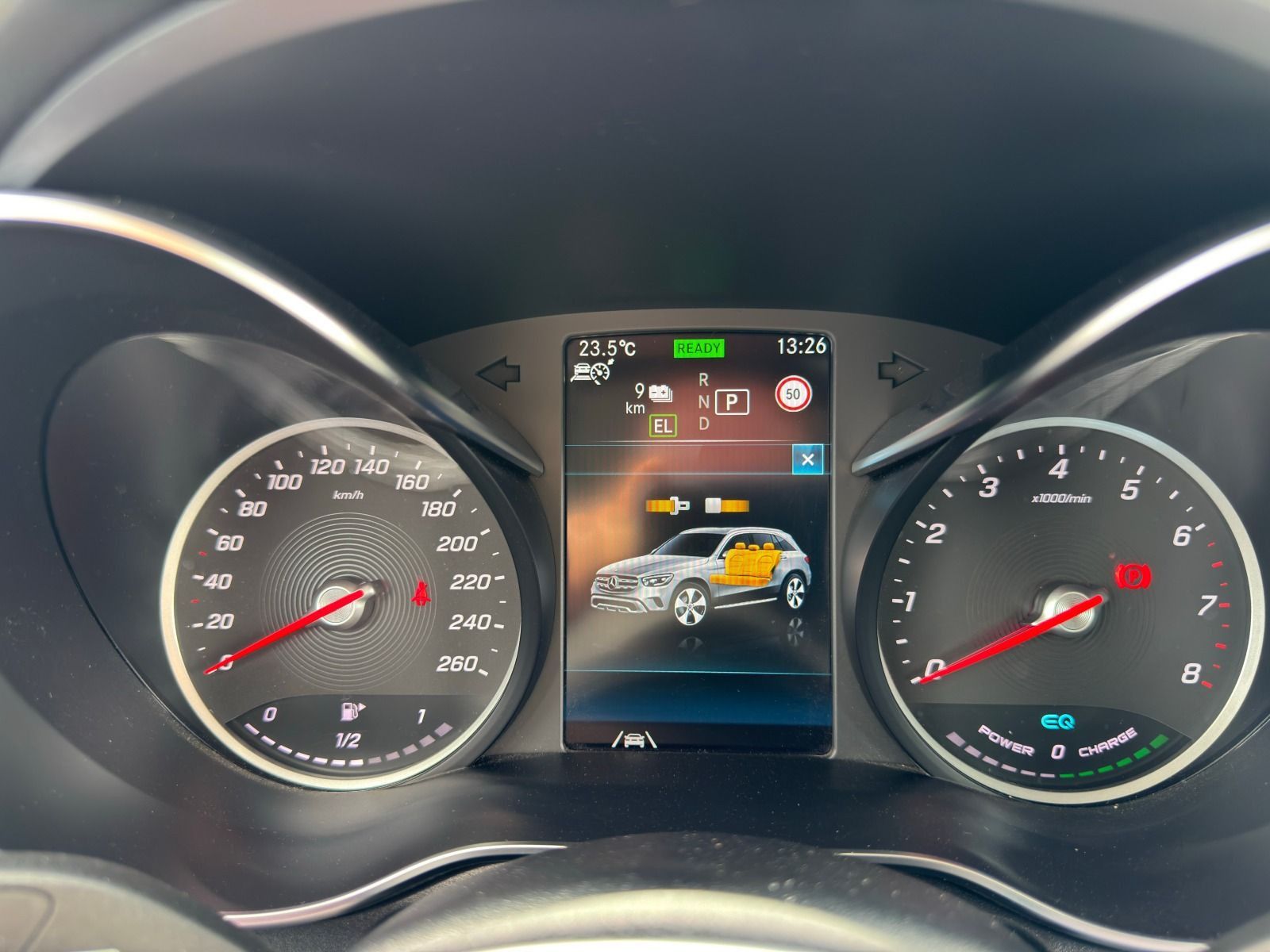 Fahrzeugabbildung Mercedes-Benz GLC 300 e 4Matic*RFK*eHeck*