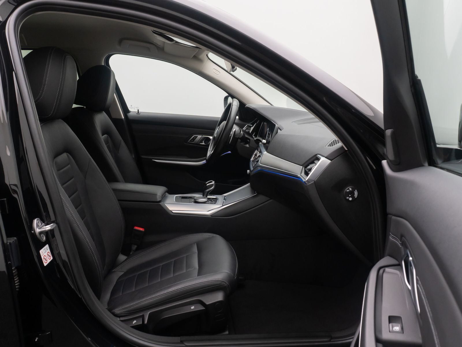 Fahrzeugabbildung BMW 330i xD Luxury Line HUD DAB Komfort 360&deg; Leder