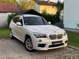 BMW X1 23d xDrive M-Paket Aut+Panorama+R.Kamera+Navi - gebrauchte BMW X1 aus dem Jahr 2011