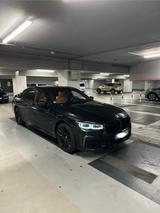 BMW 750d xDrive VOLLAUSSTATTUNG! - BMW 750 in Essen