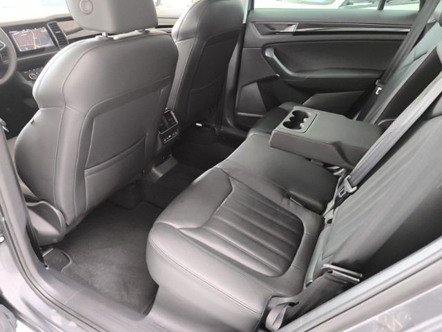Fahrzeugabbildung SKODA Kodiaq 2.0 TDI DSG 4x4 Laurin & Klement AHK PANO
