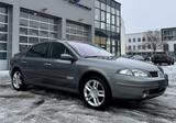 Renault Laguna Klima/ Automatik/ Bluetooth/ Allwetter - Renault Laguna mit Benzin-Antrieb: Automatik