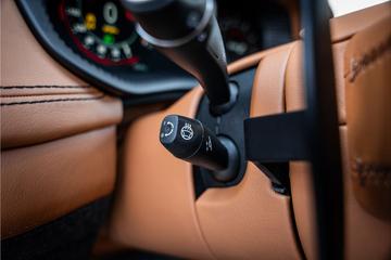 صورة مصغرة 35 لـ 2021 Aston Martin DBX