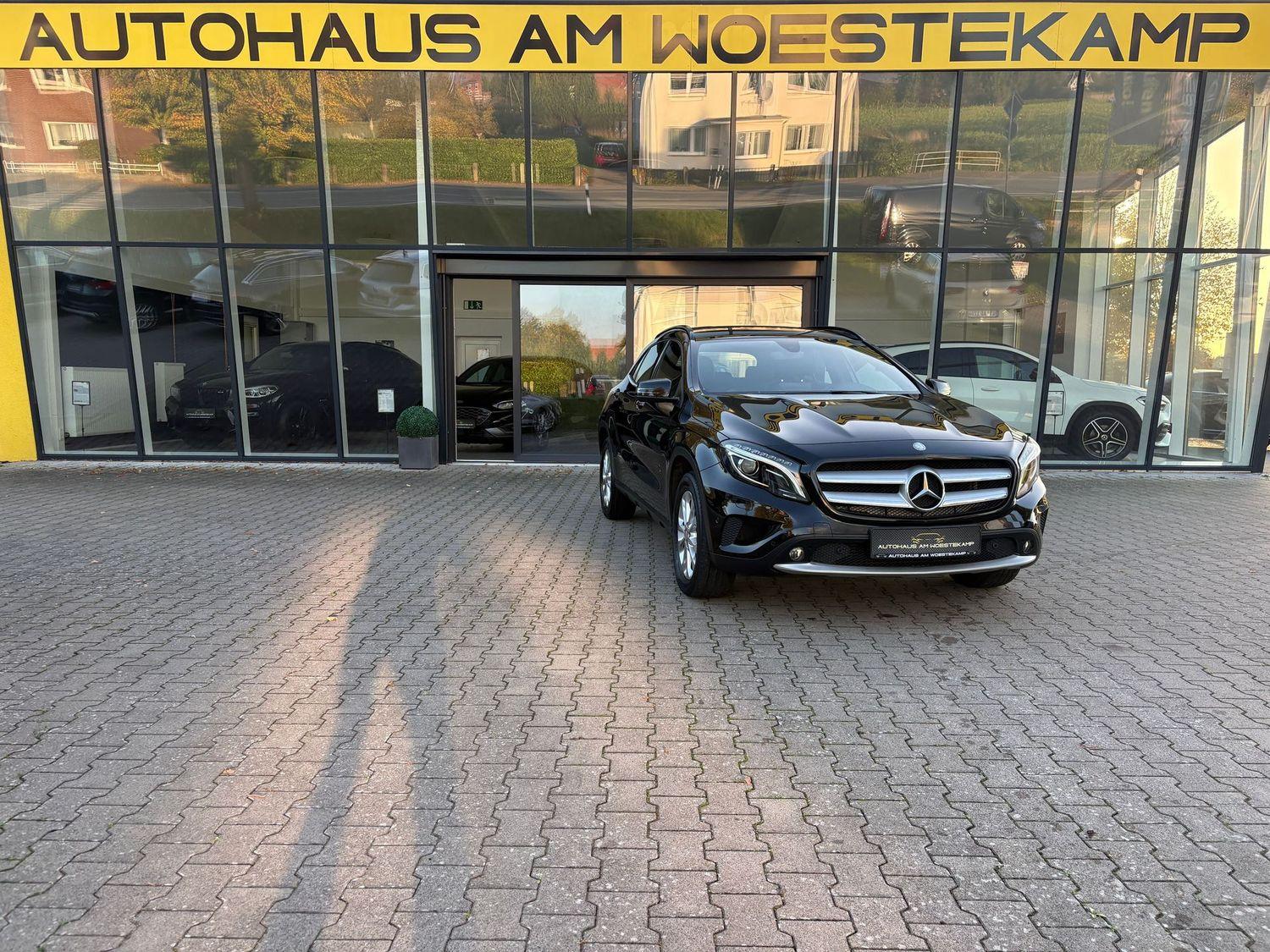 Mercedes-Benz GLA 200