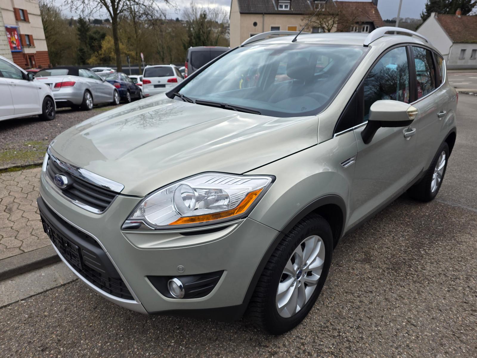 Ford Kuga Titanium, 1.Hand, AHK. Tüv Neu