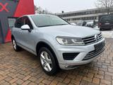Volkswagen Touareg V6 TD 4Motion 262 PS Leder AHK - : Vollleder, Standheizung, Geländewagen