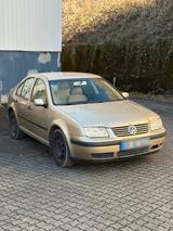 Volkswagen VW Bora 1.6 Automatik - gebrauchte VW Bora aus dem Jahr 2003