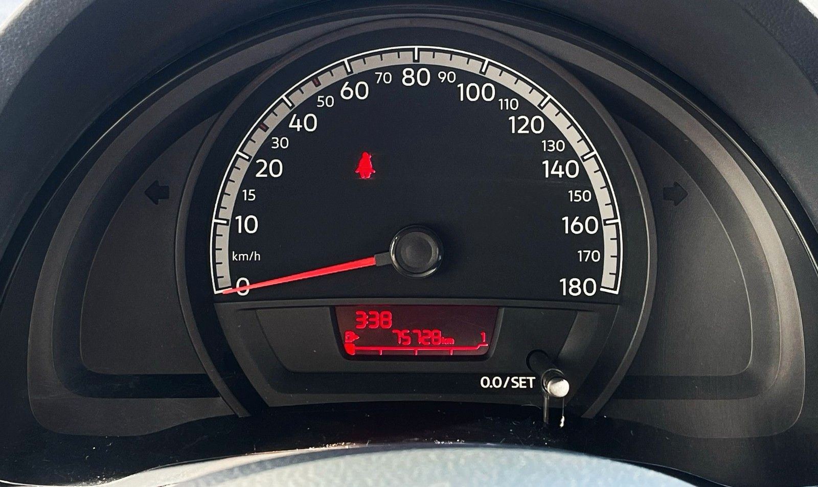 Fahrzeugabbildung Volkswagen UP! 5-TÜRIG KLIMA SOUND COMPOSITION 2.HAND