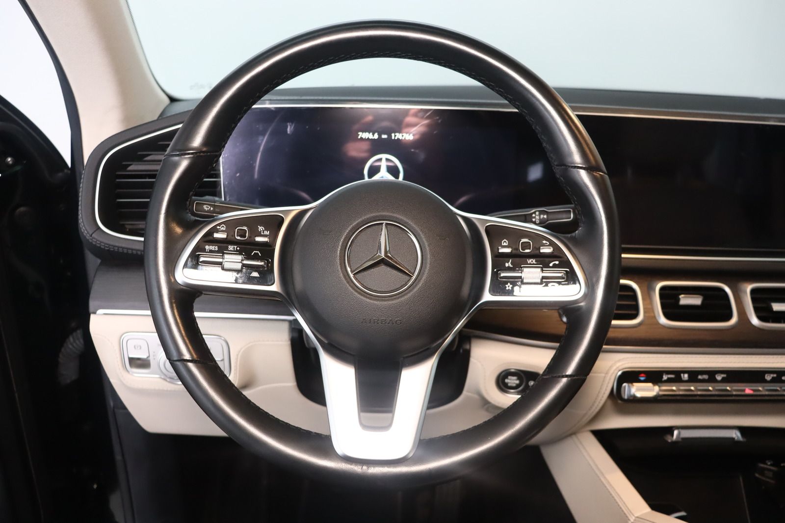 Fahrzeugabbildung Mercedes-Benz GLE 400 Coupe d 4Matic * AMG *