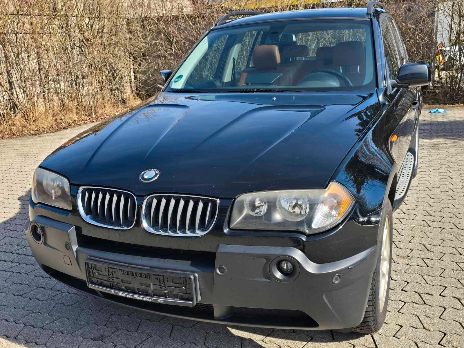 BMW X3 2.0i  Allrad 4x4*Leder*Sitzheiz.*Panorama*PDC