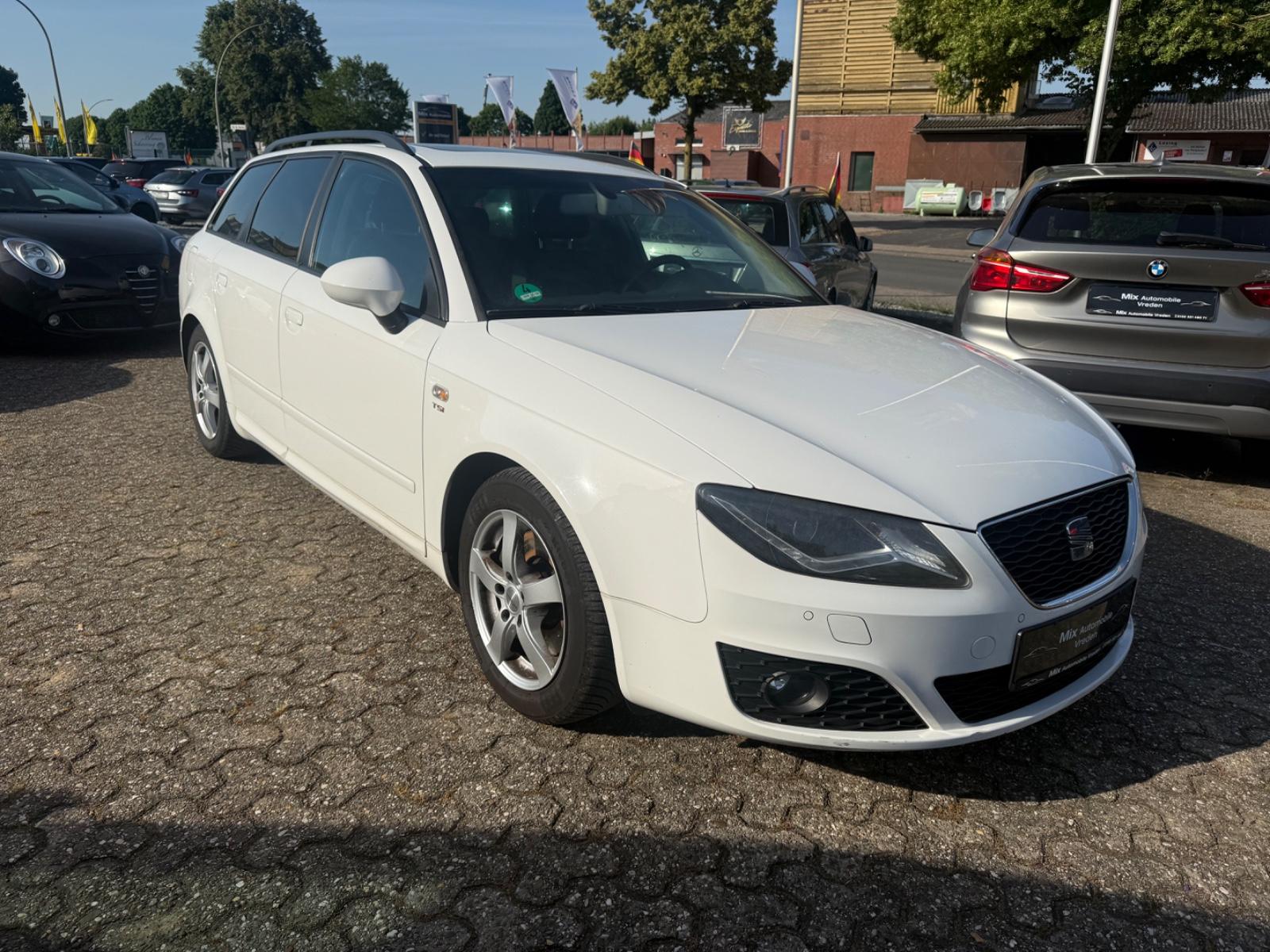 Seat Exeo 2012 — салон