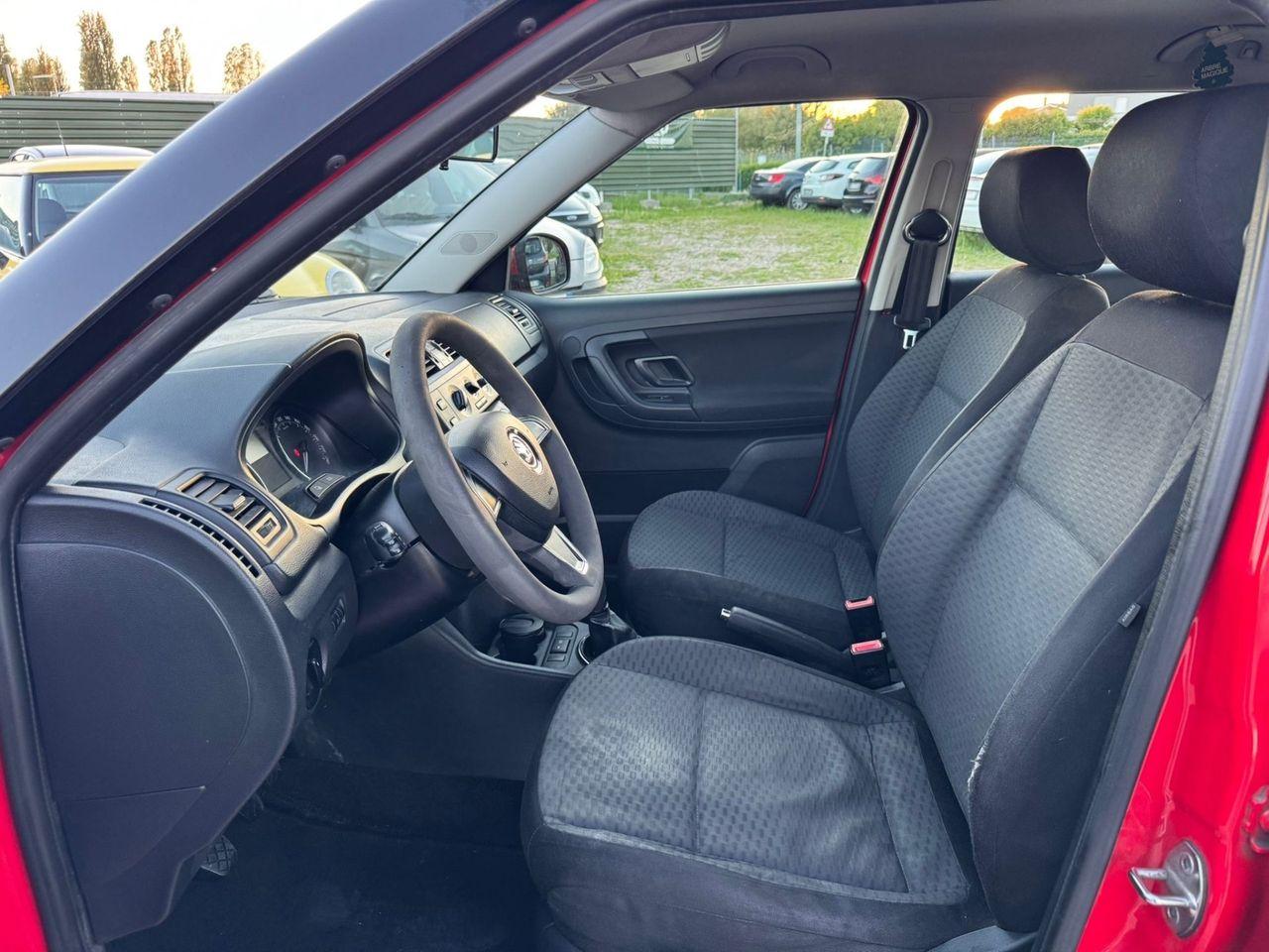 Skoda Fabia 2014 — photo 15