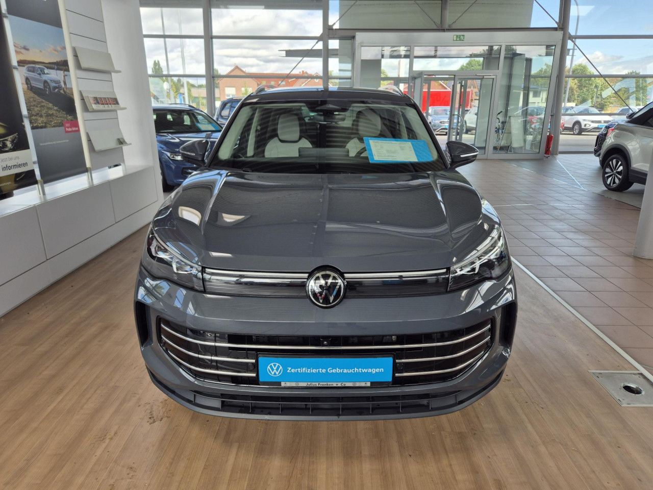 Volkswagen Tiguan Elegance 2.0 TDI KAMERA AHK NAVI ACC DIGI foto 5