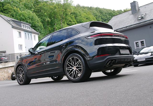 Porsche Cayenne*21",Luft,ACC,BOSE,Pano,Beifahrerdisplay*