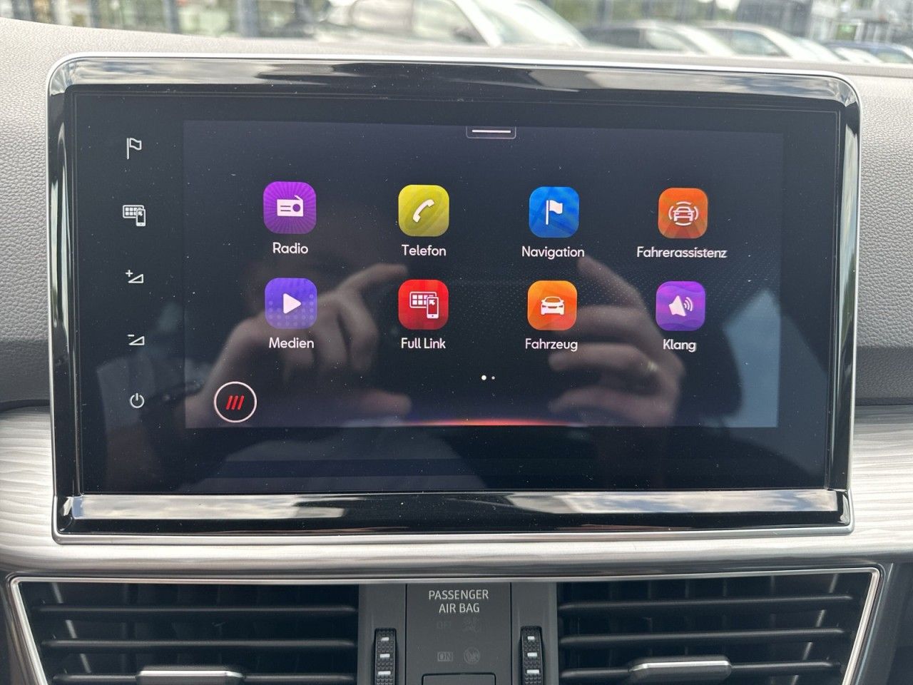 Fahrzeugabbildung SEAT Tarraco Xperience 2.0 TDI DSG 4Drive - mit KI generiert/bearbeitet