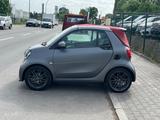 Smart ForTwo cabrio 0.9 66kW BRABUS edition twinamic - Smart mit Benzin-Antrieb: Kleinwagen