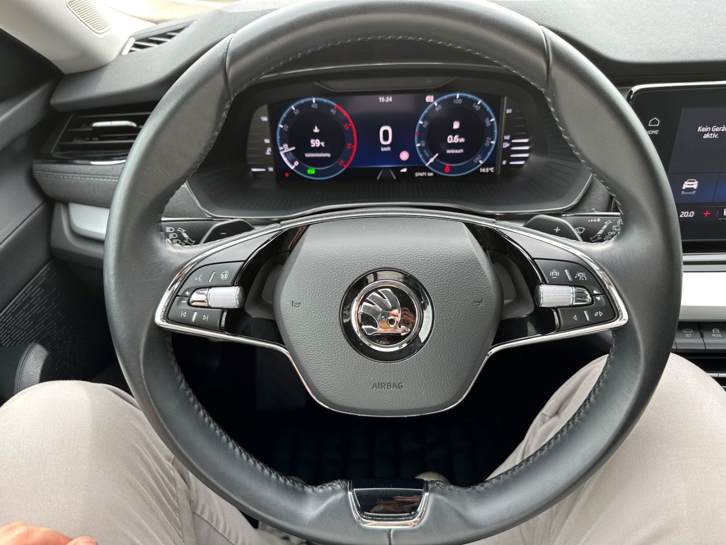SKODA Octavia Style 2.0 TDI DPF EU6d Combi - Image 12