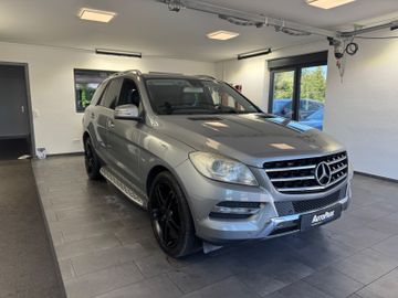 Mercedes ML 250 - 4