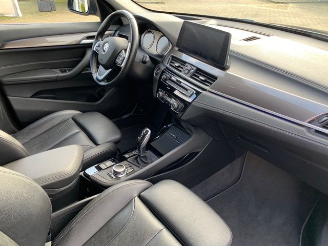 Fahrzeugabbildung BMW X1 xDrive 25i xLine+LED+Head Up+Kamera+Leder+AHK