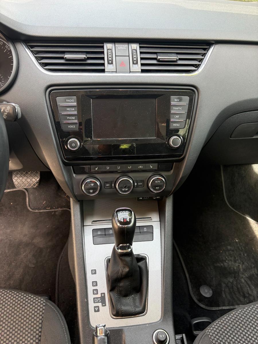 Skoda Octavia 2015 — photo 14