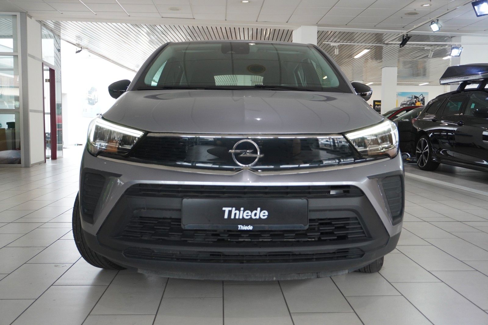 Fahrzeugabbildung Opel Crossland (X) 1.2 EDITION NAVI/LED/KAMERA/TEMP.