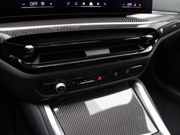 2026 Alpina B4 缩略图 14