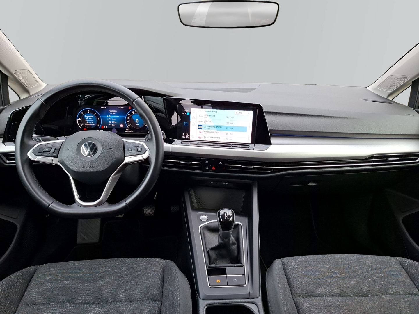 Golf VIII 2.0 TDI Life *NAVI*STHZ*KAMERA*