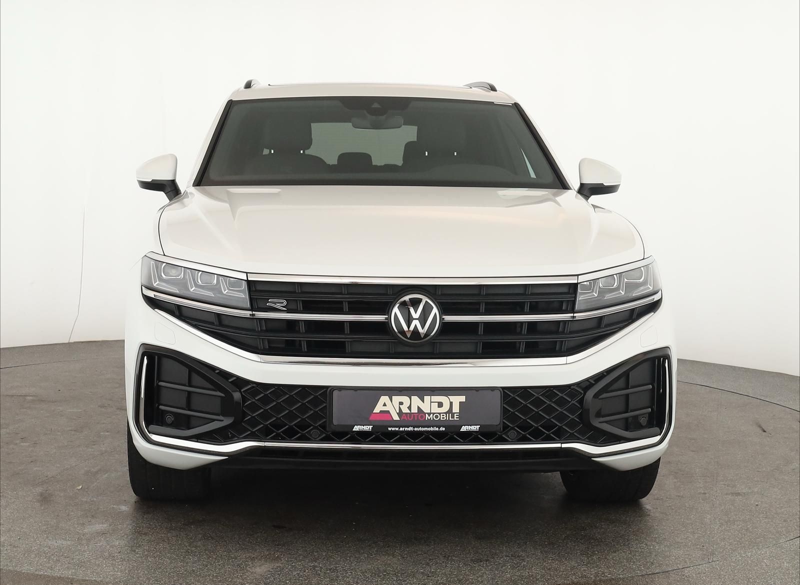 Volkswagen Touareg 3.0 TDI 4M R-Line Leder Pano DCC 22 AHK foto 3