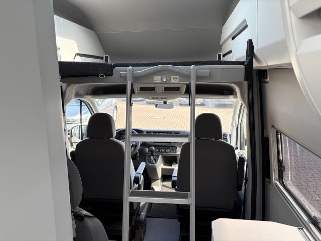 Grand California 600 2.0 TDI HOCHBETT SOLAR NAVI