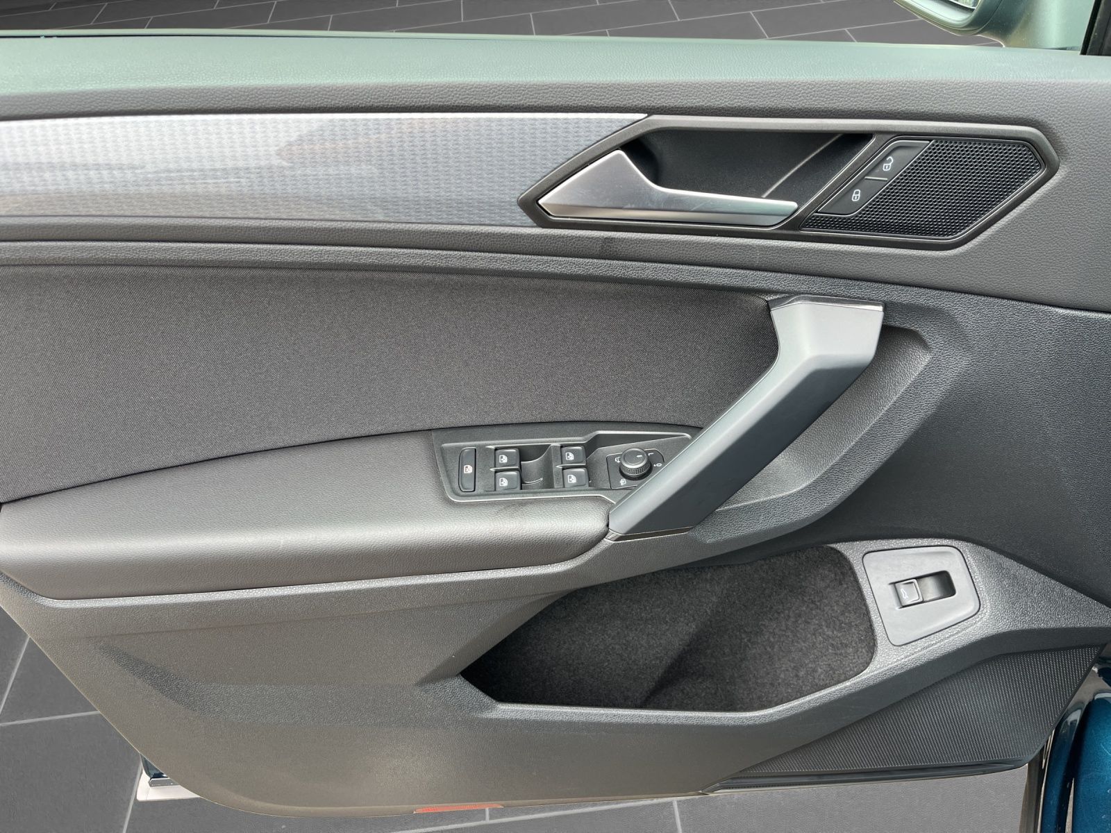Volkswagen Tiguan - Bild 14