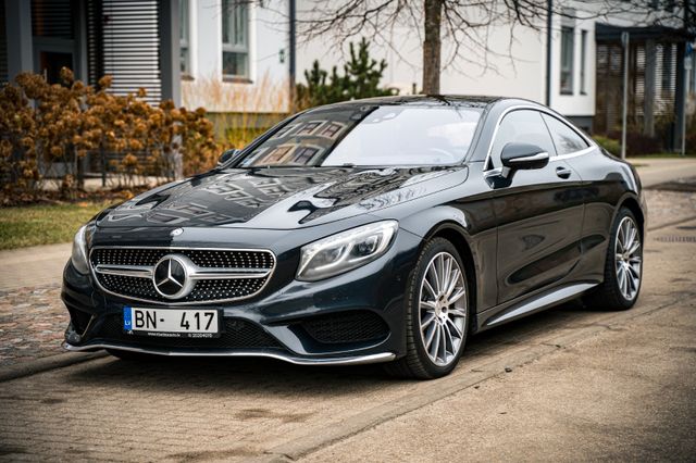 Mercedes-Benz S 500 S -Klasse Coupe S 500 4Matic