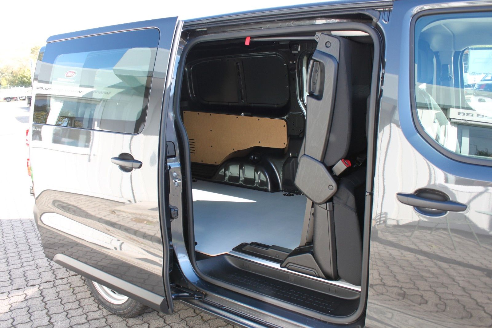 Fahrzeugabbildung Fiat Scudo XL Flexcab