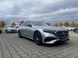 Mercedes-Benz E 300 de T-Modell mit EQ Hybrid Technologie HUD - Mercedes E-Klasse mit Schiebedach