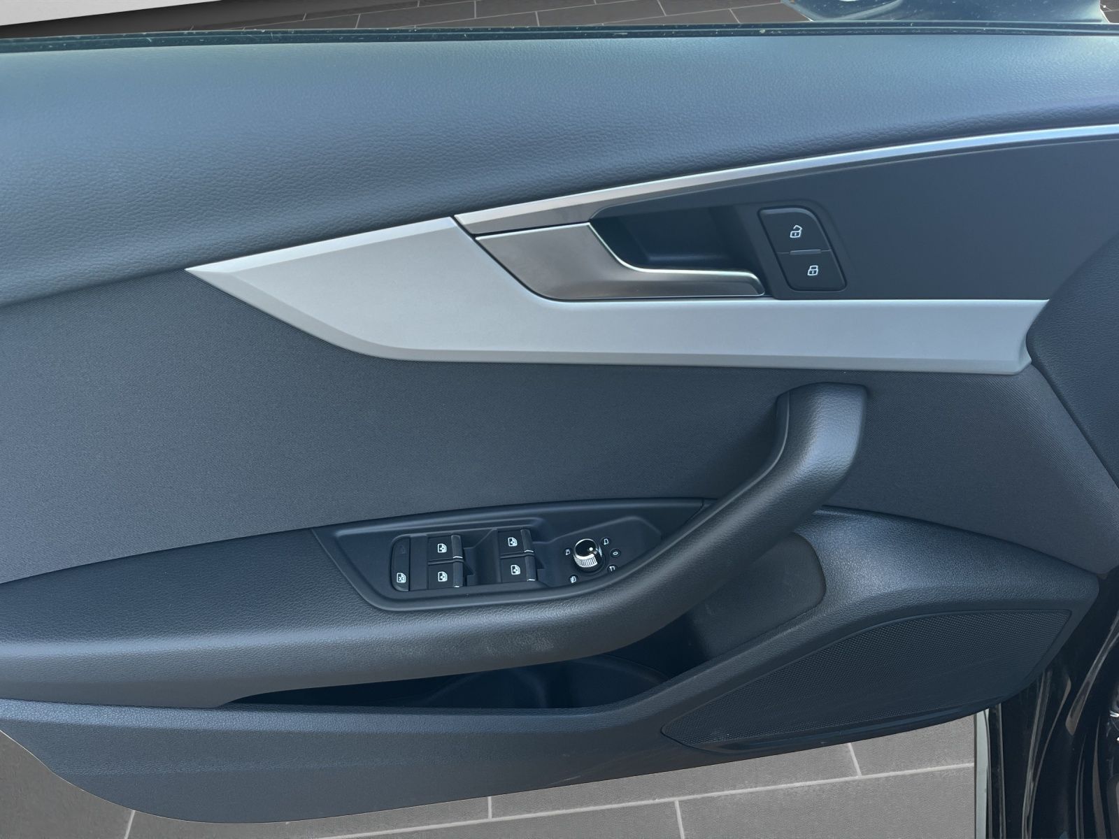 Audi A4 - Bild 14