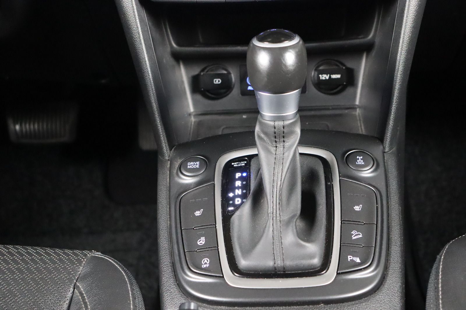 Fahrzeugabbildung Hyundai Kona Sport 4WD * HUD + RFK * LED