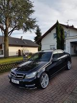 Mercedes-Benz C 250 AMG Paket Standheizung - gebrauchte Mercedes-Benz C 250 aus dem Jahr 2013