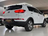 Kia Sportage Spirit 4WD 2.0 CRDi PANO/LEDER/CAM/AUTO - Kia Sportage: Spirit