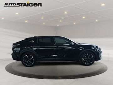 Peugeot 408 - 8
