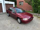 Ford Escort 1.4 Flair Oldtimer erst 75tkm - Ford Escort: 1.4