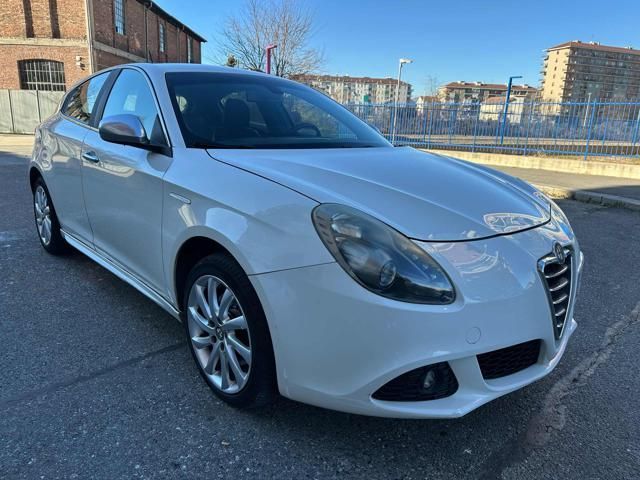 Alfa Romeo ALFA ROMEO Giulietta 2.0 JTDm-2 170 CV Distincti