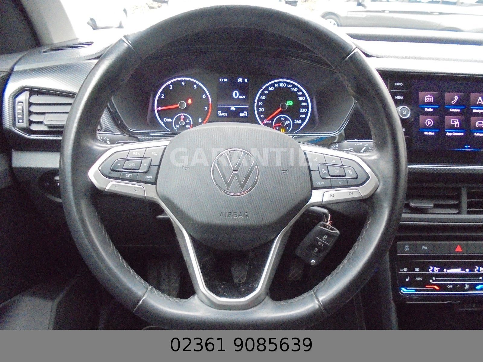 Fahrzeugabbildung Volkswagen T-Cross Life Automatik/Navi/