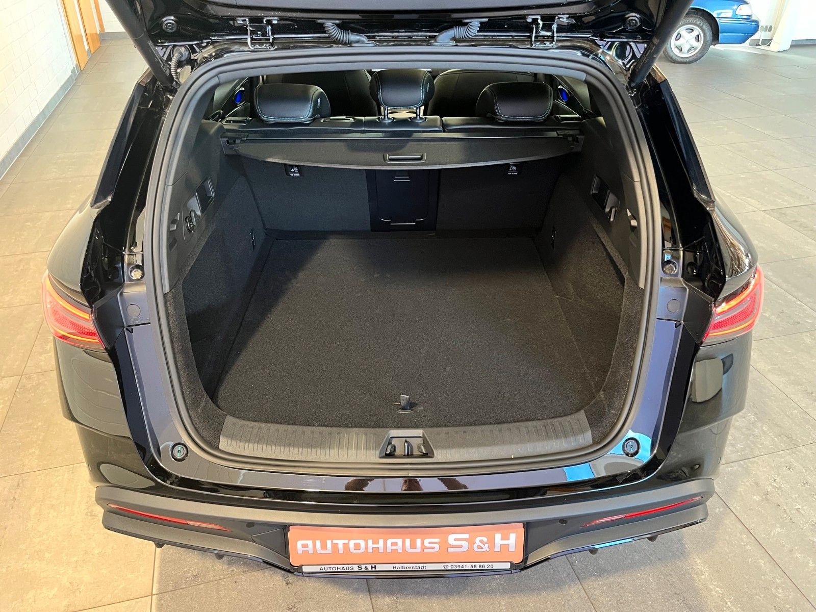 BYD SEAL 6
