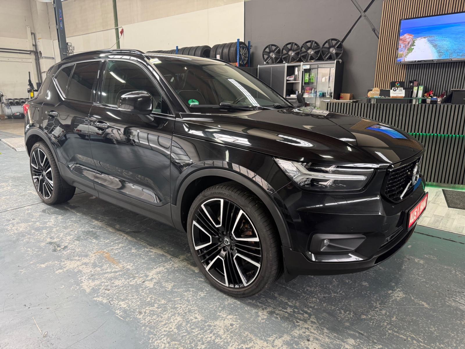 Volvo XC 40 R Design Recharge Plug-In Hybrid 2WD