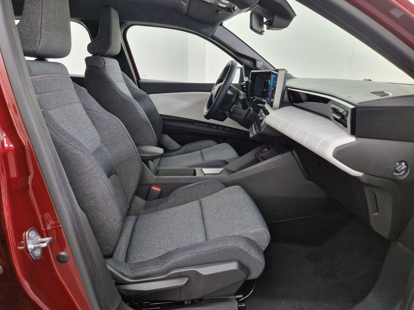RENAULT R 4 E-Tech Evolution 120 Urban Range – Bild 12