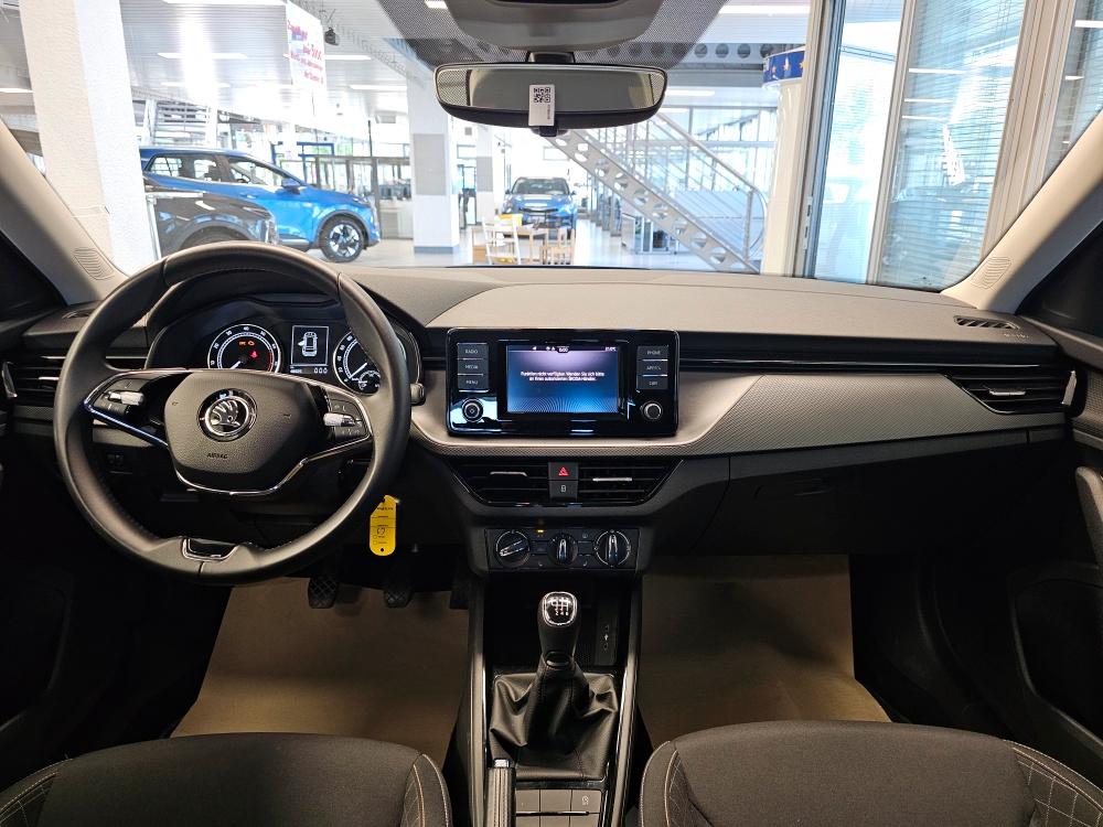 Skoda Kamiq 2023 г. Синий, пробег 48025 км