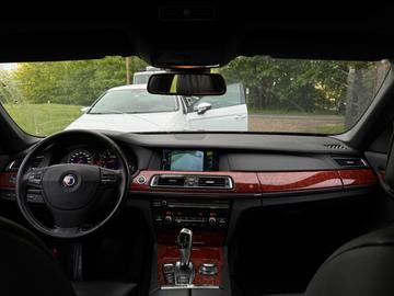 صورة 2 لـ 2012 Alpina B7