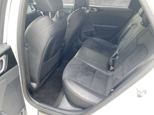 Fahrzeugabbildung Kia ProCeed GT 1.6 T-GDI *PANORAMADACH*KOMFORT-PAKET