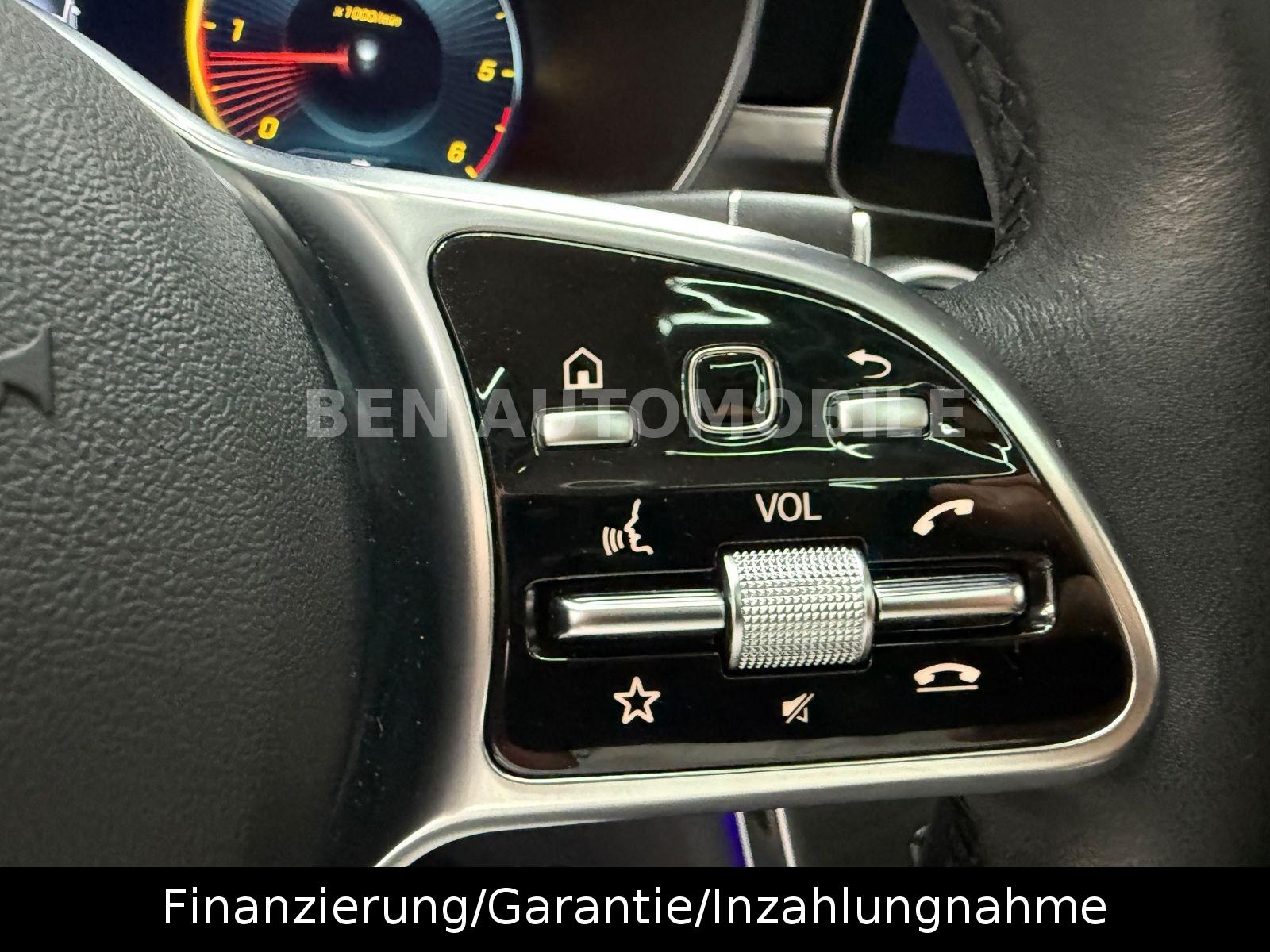 Mercedes-Benz GLC 300d 4Matic PANO+LED+RFK+AHK